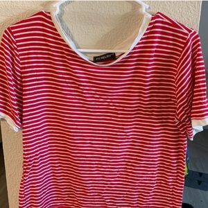 white and red striped lose tee
